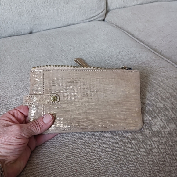 Hobo Women's Tan Metallic Gold Leather  Wristlet - Picture 8 of 9